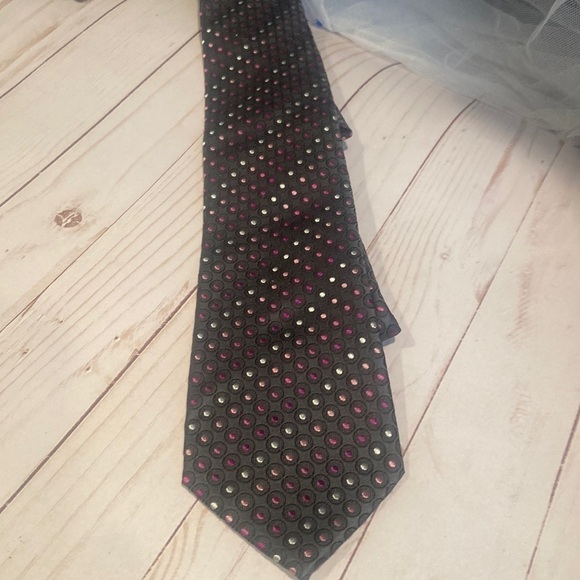 Alfani Grey Polla Dot Silk Tie​ - Picture 2 of 5